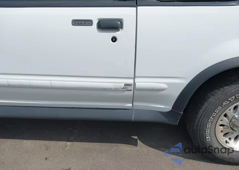 2000 Ford Explorer Sport from USA, damaged, VIN 1FMYU60E4YUA76990